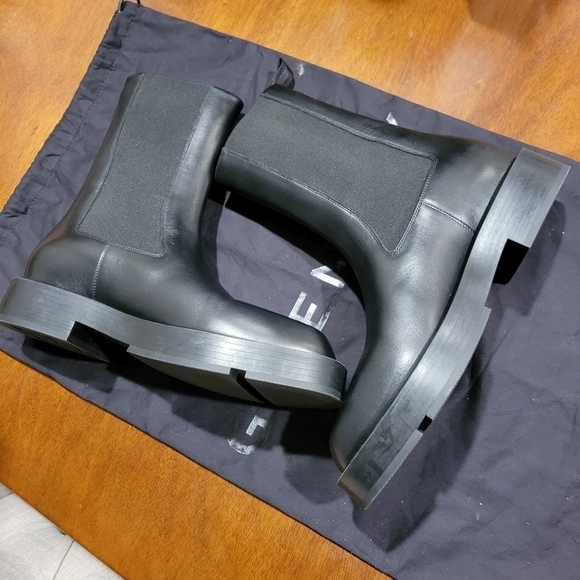 Givenchy Squared Chelsea Ankle Boots NEW 39 Narrow - Picture 11 of 14